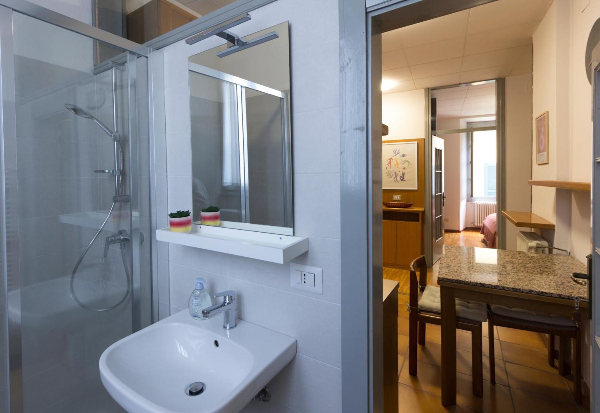 Casa Parravicini Apartment Sondrio Bagian luar foto