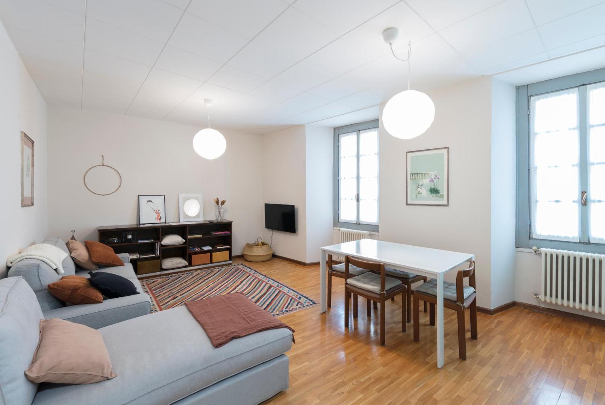 Casa Parravicini Apartment Sondrio Bagian luar foto