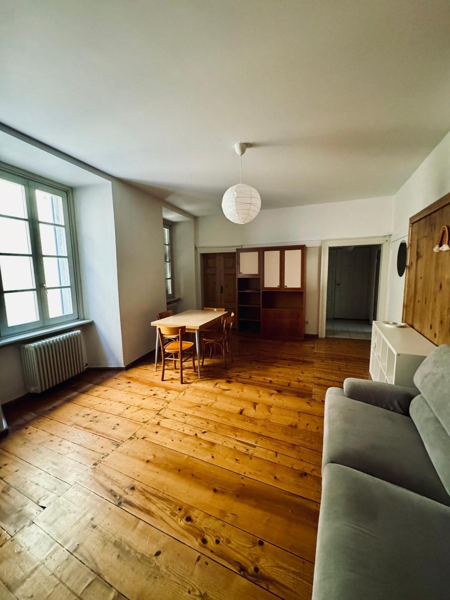 Casa Parravicini Apartment Sondrio Bagian luar foto